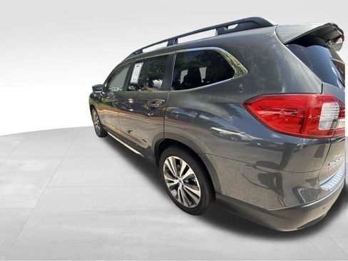Used 2022 Subaru Ascent Limited w/ Technology Package AWD/4WD image 3