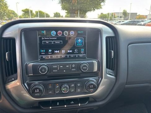 Used 2017 Chevrolet Silverado 1500 LT w/ Texas Edition RWD image 18