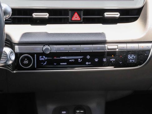 Used 2024 Hyundai Ioniq 5 SE RWD image 23