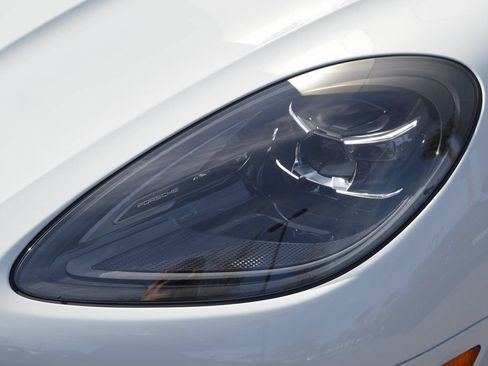 New 2026 Porsche Macan S AWD/4WD image 11
