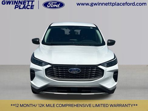 Certified 2023 Ford Escape FWD image 2