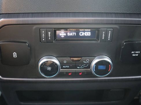 Used 2023 Ford Expedition Platinum AWD/4WD image 21