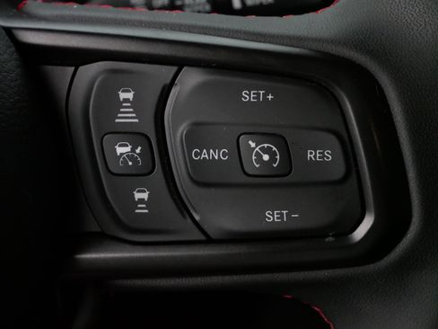 Used 2024 Jeep Wrangler Unlimited Rubicon image 25