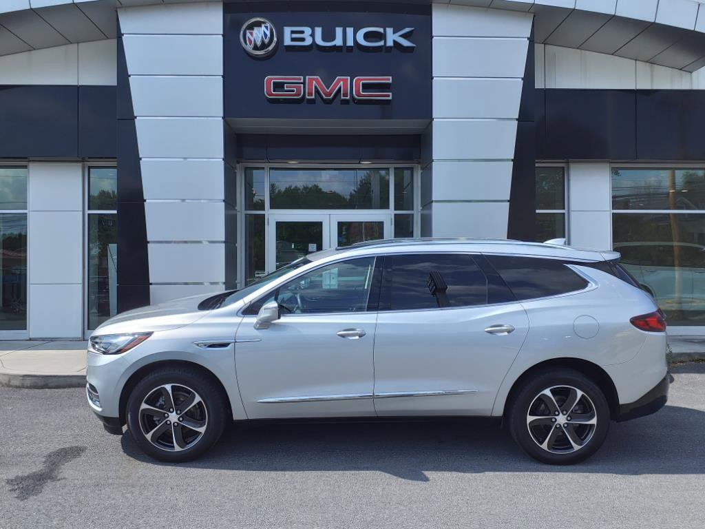 Used 2021 Buick Enclave Essence w/ Sport Touring Edition AWD/4WD image 1