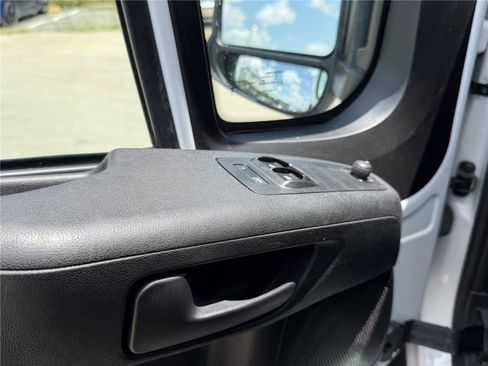 Used 2023 RAM ProMaster 2500 FWD image 15