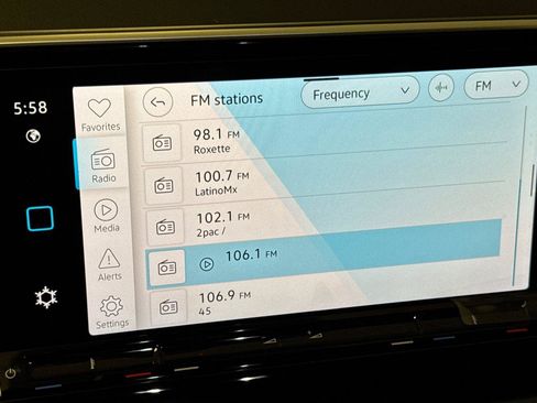 New 2026 Volkswagen Atlas SE image 18