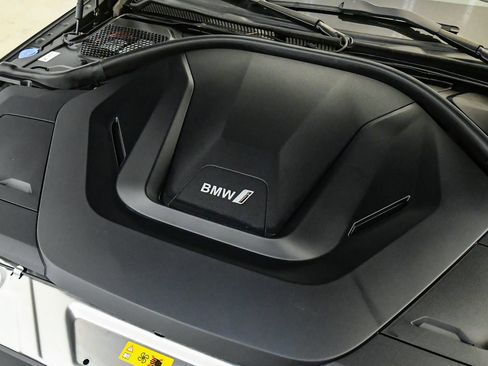Certified 2023 BMW i4 eDrive40 w/ Premium Package RWD image 26