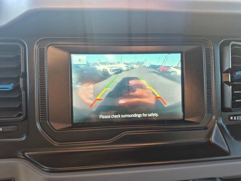 Used 2021 Ford Bronco Black Diamond image 18