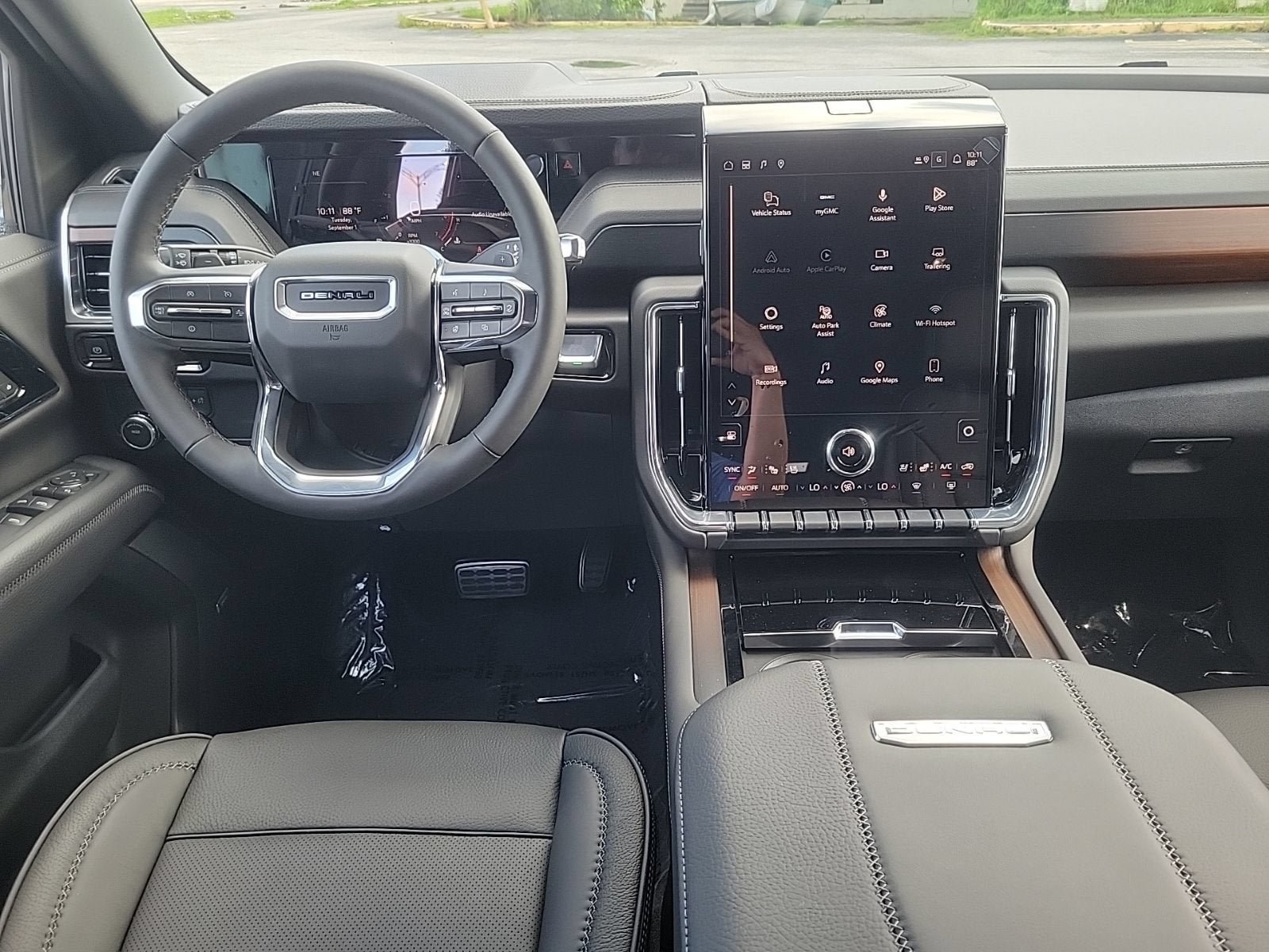 New 2026 GMC Yukon Denali w/ Sun & Power Step Package RWD image 15