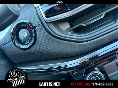 New 2026 Jeep Compass Limited image 17