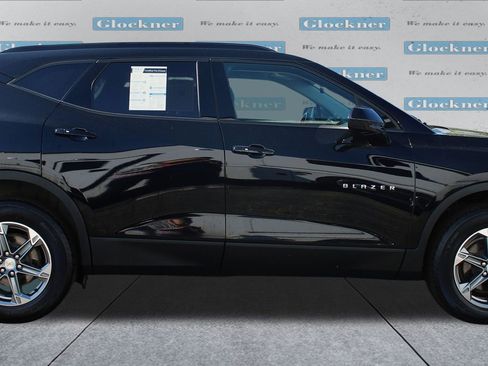 Used 2023 Chevrolet Blazer LT w/ Convenience Package image 4