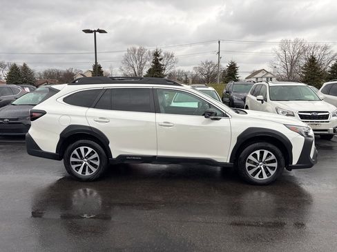 Certified 2023 Subaru Outback Premium image 2