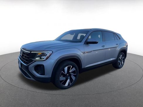 Used 2025 Volkswagen Atlas Cross Sport SE image 8