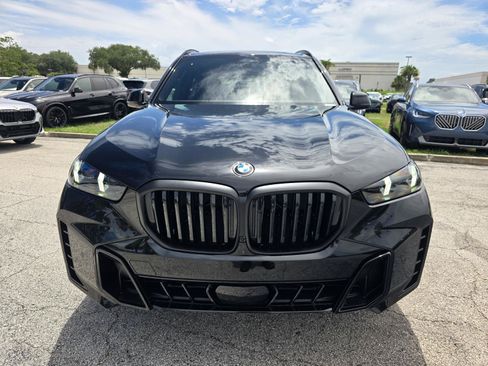 New 2026 BMW X5 xDrive40i w/ M Sport Package AWD/4WD image 6