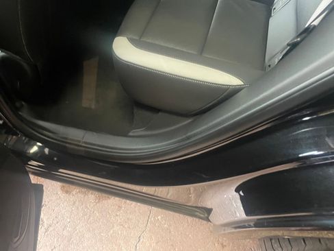 Used 2024 Buick Envision Sport Touring image 25