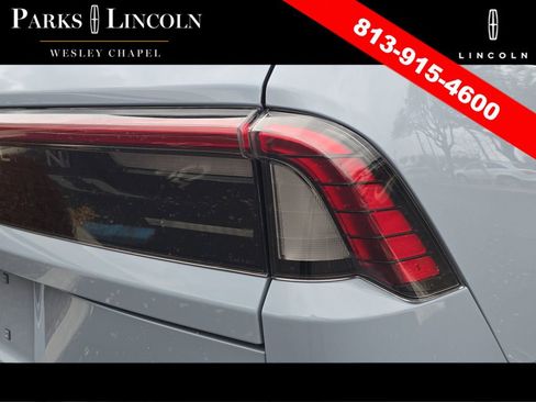 Certified 2025 Lincoln Navigator Reserve image 7