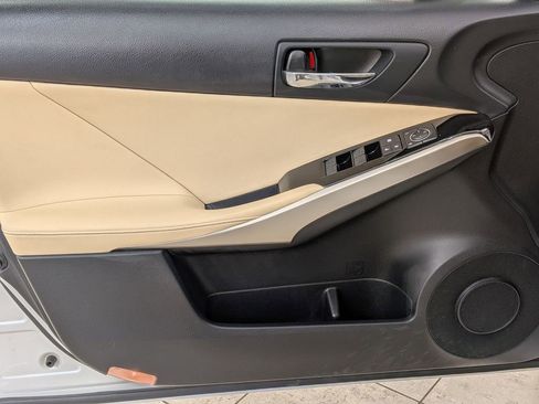 Used 2016 Lexus IS 300 AWD w/ Navigation System Package image 15