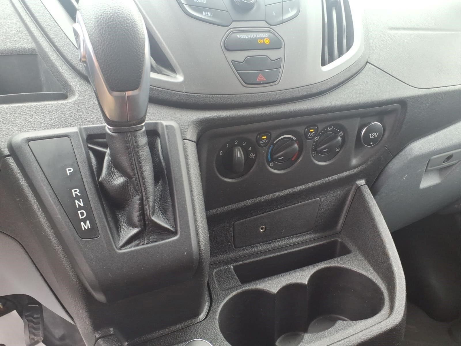 Used 2019 Ford Transit 250 130 Low Roof w/ Exterior Upgrade Package RWD image 19