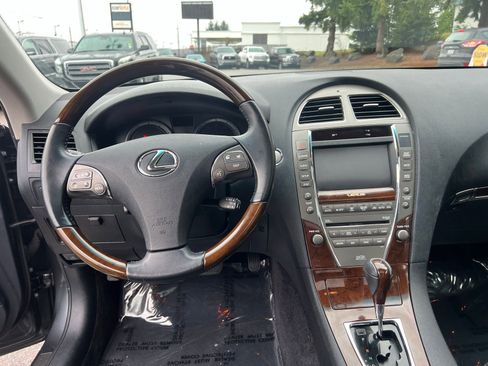 Used 2011 Lexus ES 350 image 31