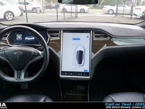 Used 2016 Tesla Model S 70D image 10
