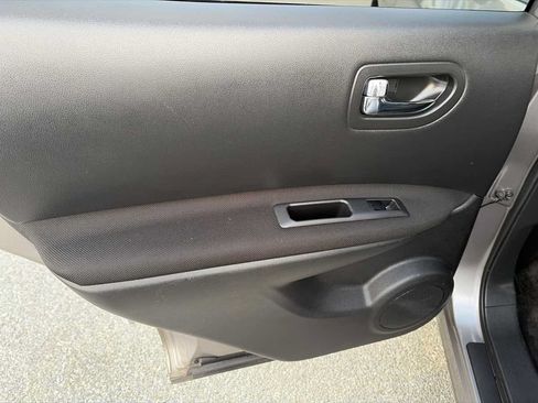 Used 2013 Nissan Rogue S w/ Special Edition Pkg AWD/4WD image 11