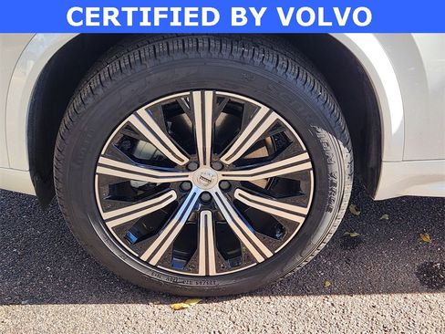 Used 2025 Volvo XC90 B6 Core w/ Protection Package Premier image 33