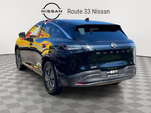 Used 2025 Nissan Murano SL image 3