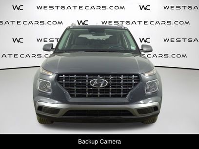 Used 2024 Hyundai Venue SEL