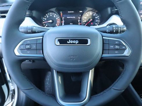 New 2026 Jeep Compass Latitude image 3