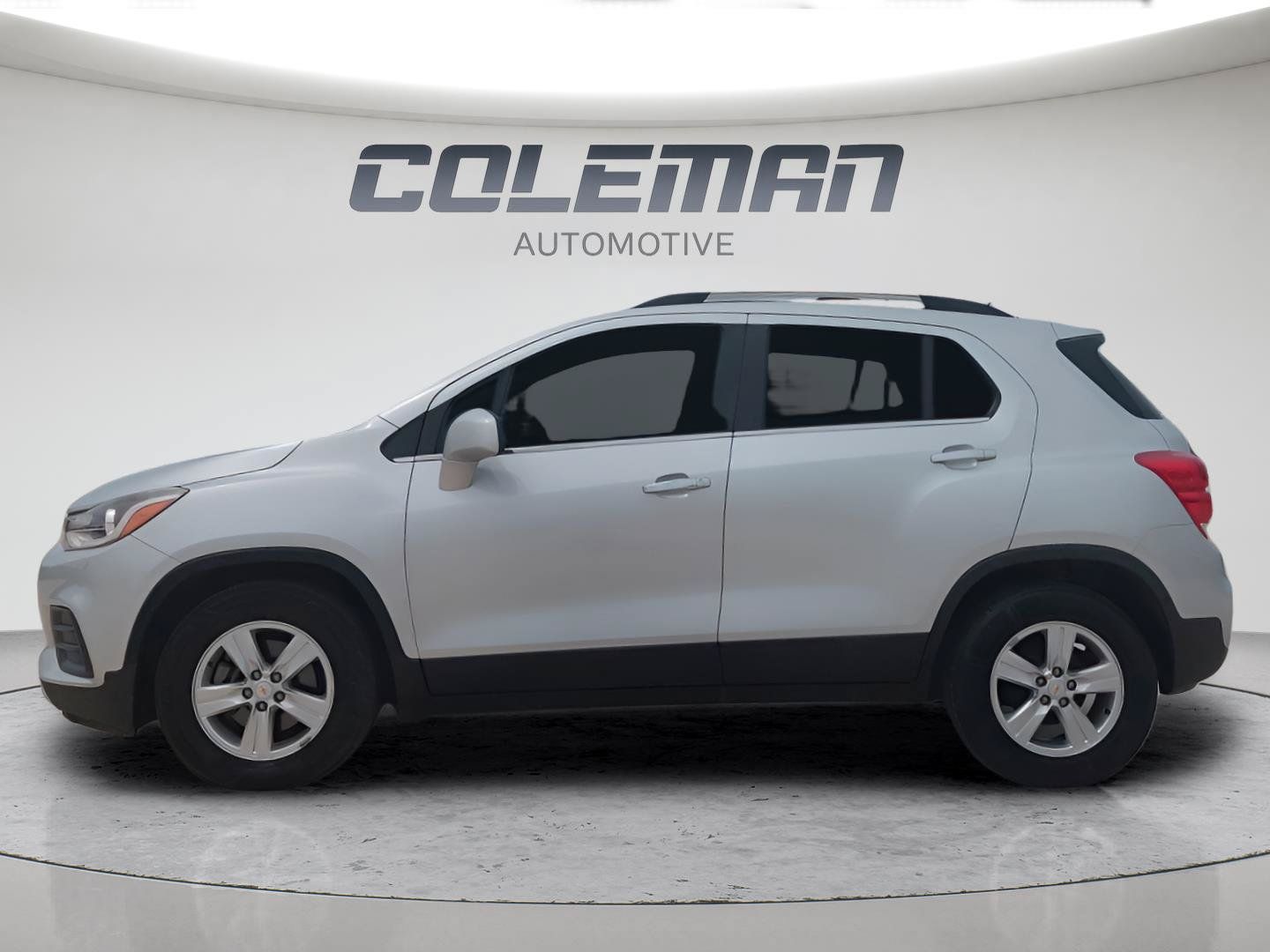 Used 2019 Chevrolet Trax LT w/ LT Convenience Package FWD image 6