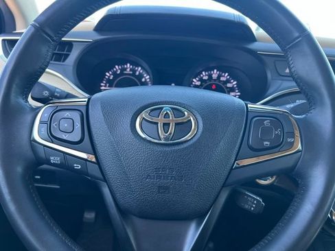 Used 2016 Toyota Avalon Touring FWD image 25