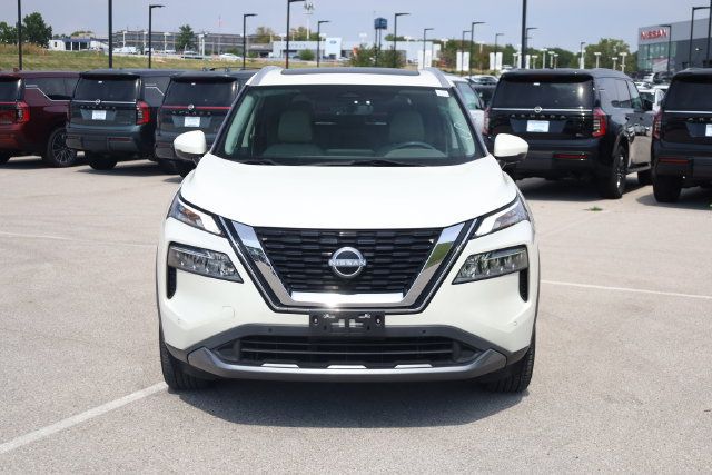 Used 2023 Nissan Rogue SL w/ SL Premium Package AWD/4WD image 3