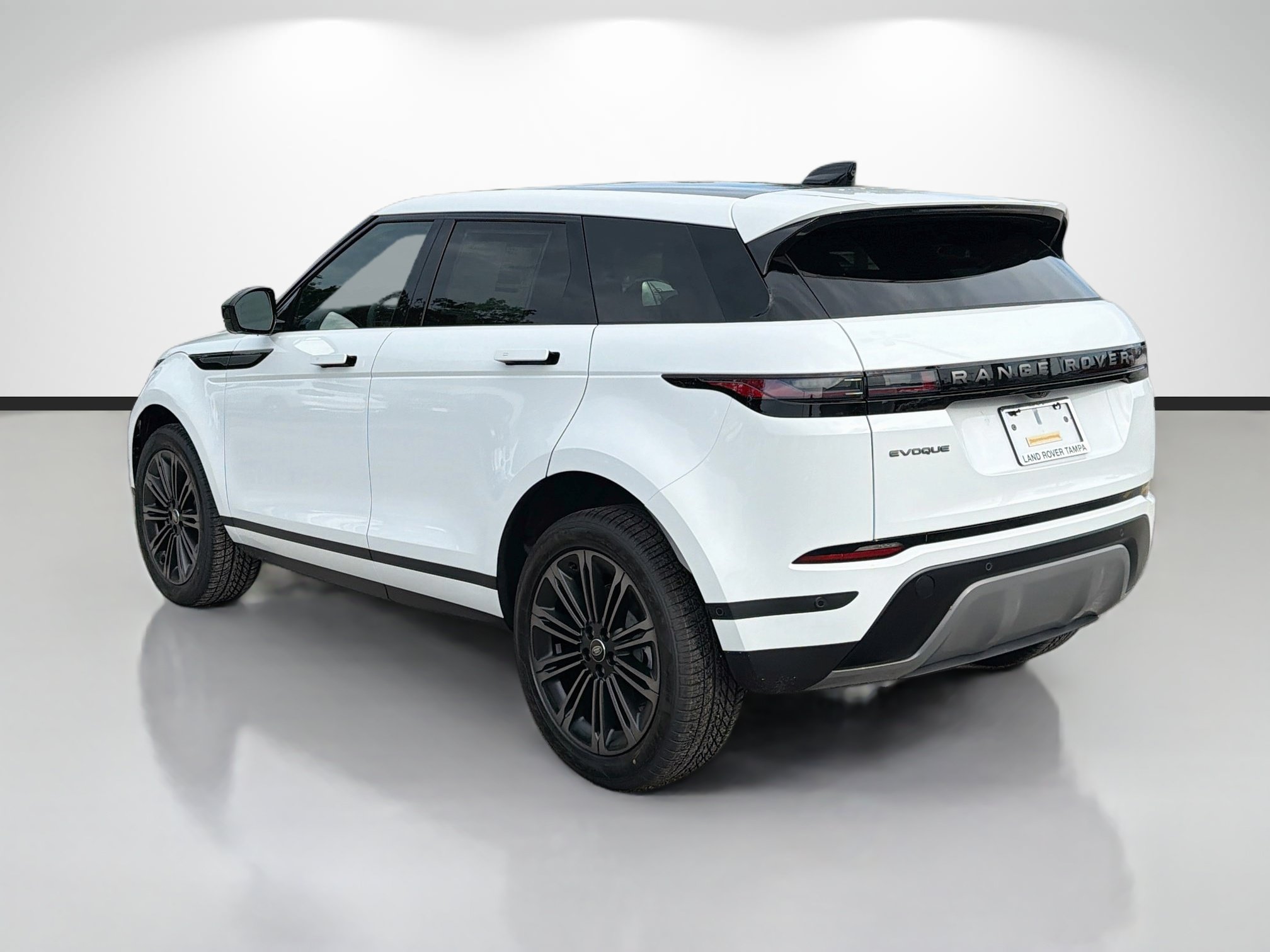 New 2026 Land Rover Range Rover Evoque S AWD/4WD image 3