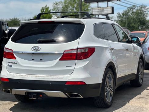 Used 2015 Hyundai Santa Fe GLS w/ Option Group 03 FWD image 5