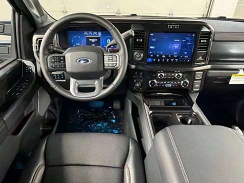 New 2026 Ford F250 4x4 Crew Cab Super Duty image 8