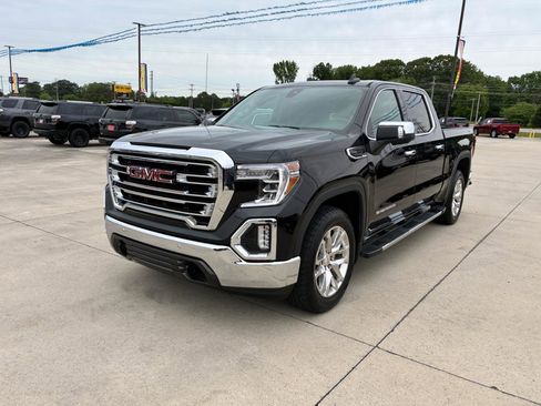 Used 2021 GMC Sierra 1500 SLT w/ SLT Convenience Package AWD/4WD image 2