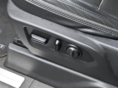 Used 2021 Chevrolet Silverado 2500 High Country w/ Technology Package image 14