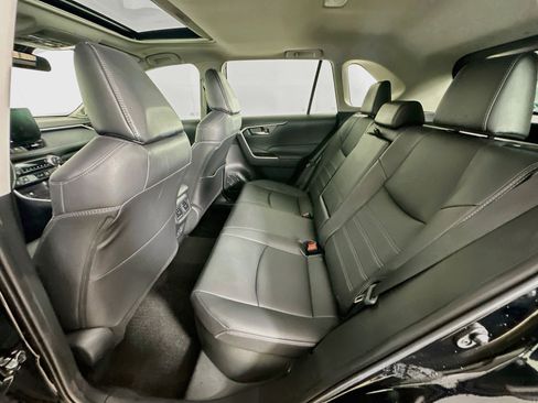Used 2024 Toyota RAV4 XLE Premium AWD/4WD image 28