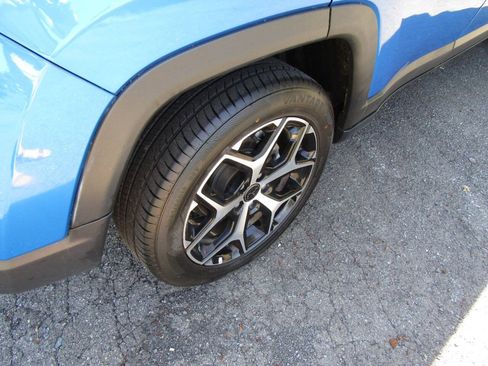 Used 2025 Jeep Compass Limited AWD/4WD image 37
