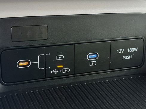 Used 2025 Hyundai Kona SEL image 26