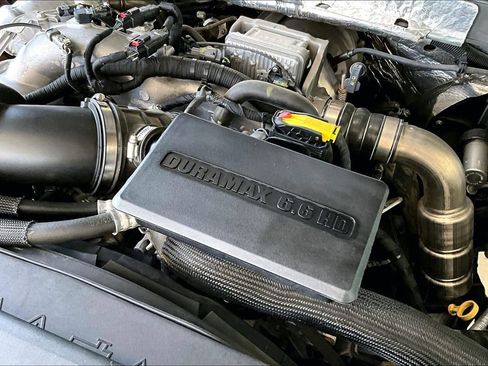 Used 2018 Chevrolet Silverado 2500 LTZ w/ Duramax Plus Package RWD image 31