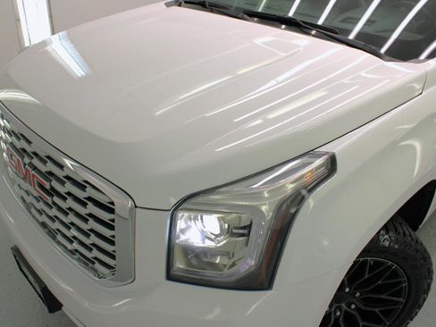 Used 2020 GMC Yukon XL Denali w/ Denali Ultimate Package image 17