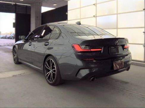 Used 2019 BMW 330i Sedan w/ M Sport Package RWD image 10