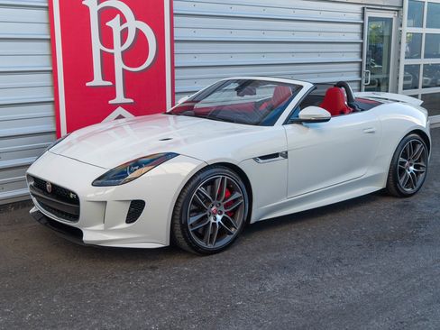 Used 2017 Jaguar F-TYPE R AWD/4WD image 47