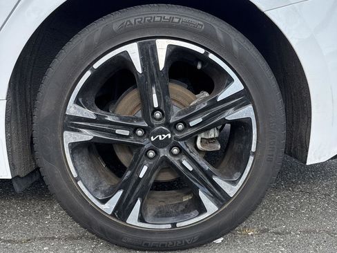 Used 2022 Kia K5 GT-Line image 11