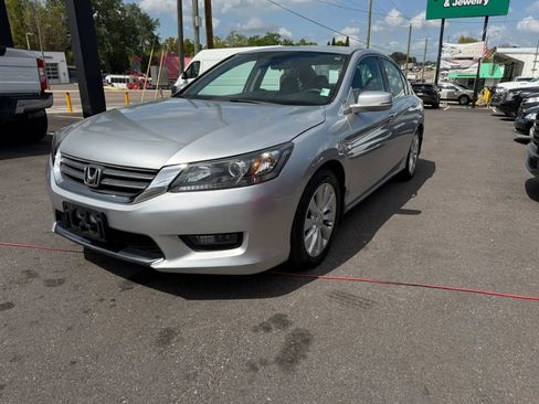 Used 2015 Honda Accord EX image 1