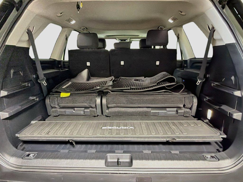 Used 2024 Toyota Sequoia SR5 w/ TRD Off-Road Package AWD/4WD image 28