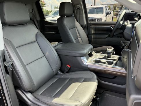 Used 2025 Chevrolet Silverado 1500 RST AWD/4WD image 36