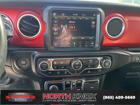 Used 2022 Jeep Wrangler Unlimited Rubicon w/ Steel Bumper Group image 9