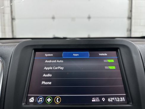 Used 2019 Chevrolet Equinox LT image 31